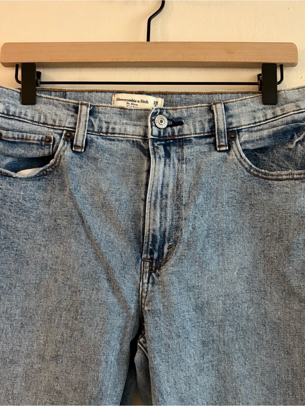 A&F | Distressed Jeans - Picture 3 of 4
